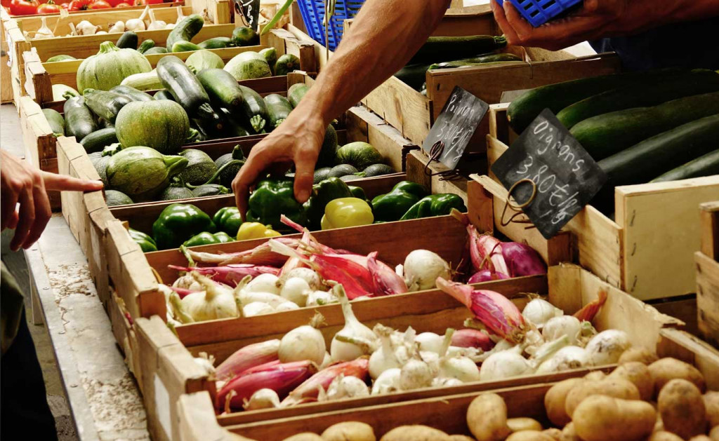 Seasonal fruit and veg for a healthy, balanced, ethical diet. 